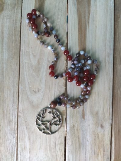 Fontenilles, Toulouse, L'Isle jourdain, Gers, Haute Garonne, souffle zen, bijoux zen, création personnalisée, Bague, Boucle d'oreille, Bracelet, Talisman, Collier, Suspension énergétique, Pendentif, Pierre fine, Pierre naturelle, Création énergétique, Marseille, Lille, Nantes, Bordeaux, Lyon, Nice, Montpellier, Strasbourg, Paris