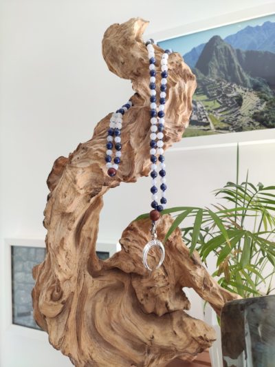 Fontenilles, Toulouse, L'Isle jourdain, Gers, Haute Garonne, souffle zen, bijoux zen, création personnalisée, Bague, Boucle d'oreille, Bracelet, Talisman, Collier, Suspension énergétique, Pendentif, Pierre fine, Pierre naturelle, Création énergétique, Marseille, Lille, Nantes, Bordeaux, Lyon, Nice, Montpellier, Strasbourg, Paris