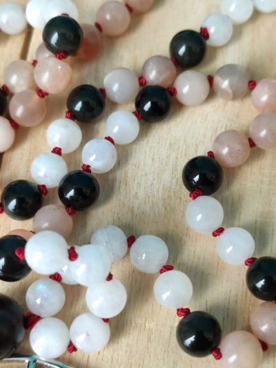 Fontenilles, Toulouse, L'Isle jourdain, Gers, Haute Garonne, souffle zen, bijoux zen, création personnalisée, Bague, Boucle d'oreille, Bracelet, Talisman, Collier, Suspension énergétique, Pendentif, Pierre fine, Pierre naturelle, Création énergétique, Marseille, Lille, Nantes, Bordeaux, Lyon, Nice, Montpellier, Strasbourg, Paris