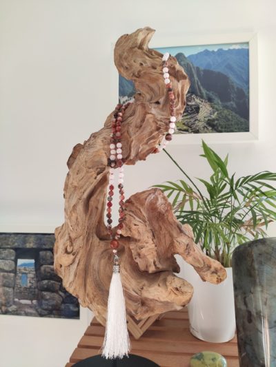 Fontenilles, Toulouse, L'Isle jourdain, Gers, Haute Garonne, souffle zen, bijoux zen, création personnalisée, Bague, Boucle d'oreille, Bracelet, Talisman, Collier, Suspension énergétique, Pendentif, Pierre fine, Pierre naturelle, Création énergétique, Marseille, Lille, Nantes, Bordeaux, Lyon, Nice, Montpellier, Strasbourg, Paris