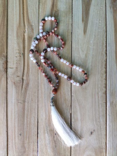 Fontenilles, Toulouse, L'Isle jourdain, Gers, Haute Garonne, souffle zen, bijoux zen, création personnalisée, Bague, Boucle d'oreille, Bracelet, Talisman, Collier, Suspension énergétique, Pendentif, Pierre fine, Pierre naturelle, Création énergétique, Marseille, Lille, Nantes, Bordeaux, Lyon, Nice, Montpellier, Strasbourg, Paris