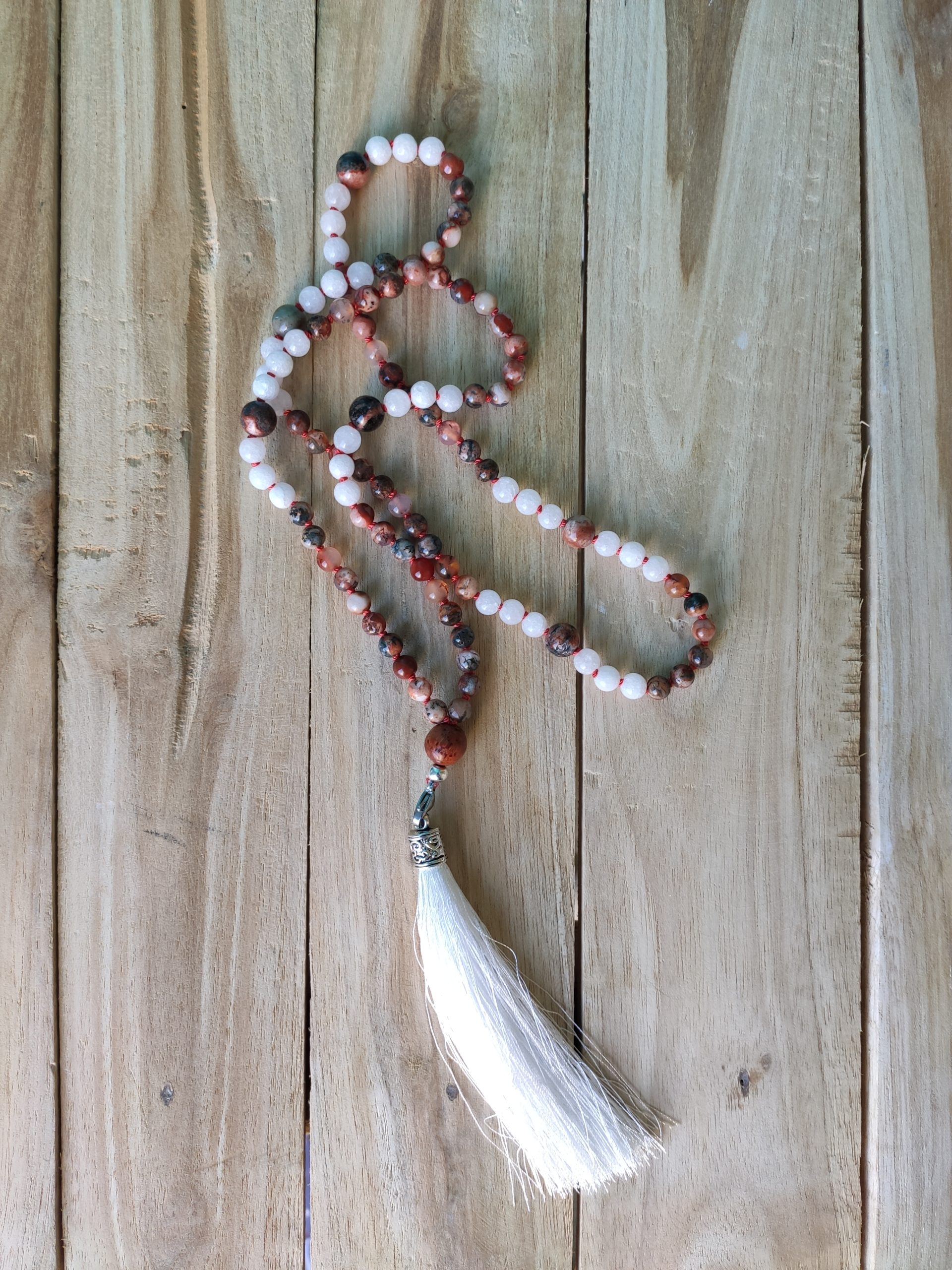 Fontenilles, Toulouse, L'Isle jourdain, Gers, Haute Garonne, souffle zen, bijoux zen, création personnalisée, Bague, Boucle d'oreille, Bracelet, Talisman, Collier, Suspension énergétique, Pendentif, Pierre fine, Pierre naturelle, Création énergétique, Marseille, Lille, Nantes, Bordeaux, Lyon, Nice, Montpellier, Strasbourg, Paris