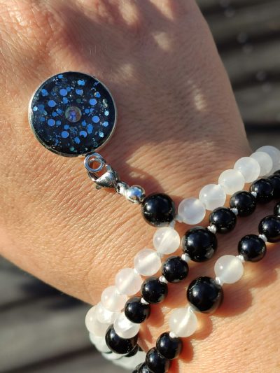 Fontenilles, Toulouse, L'Isle jourdain, Gers, Haute Garonne, souffle zen, bijoux zen, création personnalisée, Bague, Boucle d'oreille, Bracelet, Talisman, Collier, Suspension énergétique, Pendentif, Pierre fine, Pierre naturelle, Création énergétique, Marseille, Lille, Nantes, Bordeaux, Lyon, Nice, Montpellier, Strasbourg, Paris