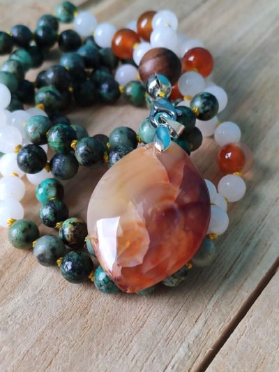 Fontenilles, Toulouse, L'Isle jourdain, Gers, Haute Garonne, souffle zen, bijoux zen, création personnalisée, Bague, Boucle d'oreille, Bracelet, Talisman, Collier, Suspension énergétique, Pendentif, Pierre fine, Pierre naturelle, Création énergétique, Marseille, Lille, Nantes, Bordeaux, Lyon, Nice, Montpellier, Strasbourg, Paris