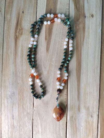 Fontenilles, Toulouse, L'Isle jourdain, Gers, Haute Garonne, souffle zen, bijoux zen, création personnalisée, Bague, Boucle d'oreille, Bracelet, Talisman, Collier, Suspension énergétique, Pendentif, Pierre fine, Pierre naturelle, Création énergétique, Marseille, Lille, Nantes, Bordeaux, Lyon, Nice, Montpellier, Strasbourg, Paris