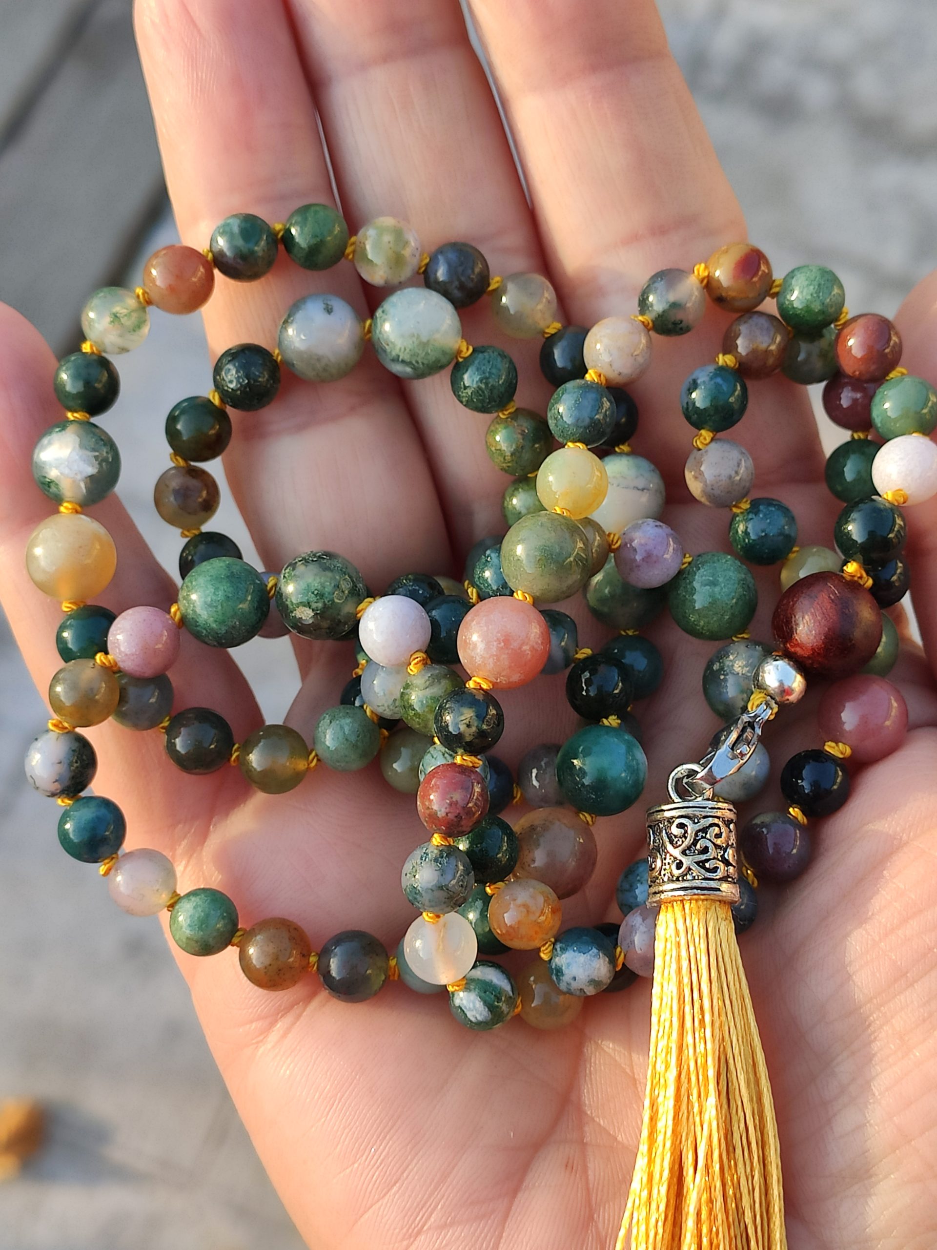 Fontenilles, Toulouse, L'Isle jourdain, Gers, Haute Garonne, souffle zen, bijoux zen, création personnalisée, Bague, Boucle d'oreille, Bracelet, Talisman, Collier, Suspension énergétique, Pendentif, Pierre fine, Pierre naturelle, Création énergétique, Marseille, Lille, Nantes, Bordeaux, Lyon, Nice, Montpellier, Strasbourg, Paris