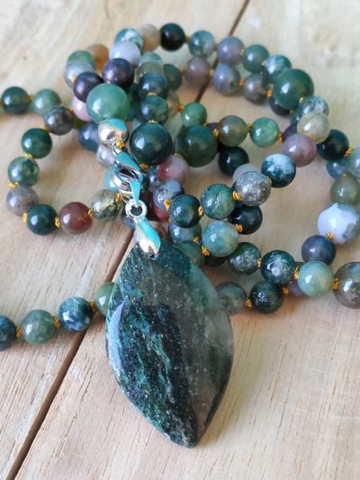 Fontenilles, Toulouse, L'Isle jourdain, Gers, Haute Garonne, souffle zen, bijoux zen, création personnalisée, Bague, Boucle d'oreille, Bracelet, Talisman, Collier, Suspension énergétique, Pendentif, Pierre fine, Pierre naturelle, Création énergétique, Marseille, Lille, Nantes, Bordeaux, Lyon, Nice, Montpellier, Strasbourg, Paris