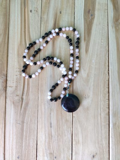 Fontenilles, Toulouse, L'Isle jourdain, Gers, Haute Garonne, souffle zen, bijoux zen, création personnalisée, Bague, Boucle d'oreille, Bracelet, Talisman, Collier, Suspension énergétique, Pendentif, Pierre fine, Pierre naturelle, Création énergétique, Marseille, Lille, Nantes, Bordeaux, Lyon, Nice, Montpellier, Strasbourg, Paris