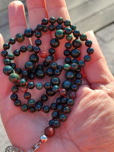 Fontenilles, Toulouse, L'Isle jourdain, Gers, Haute Garonne, souffle zen, bijoux zen, création personnalisée, Bague, Boucle d'oreille, Bracelet, Talisman, Collier, Suspension énergétique, Pendentif, Pierre fine, Pierre naturelle, Création énergétique, Marseille, Lille, Nantes, Bordeaux, Lyon, Nice, Montpellier, Strasbourg, Paris