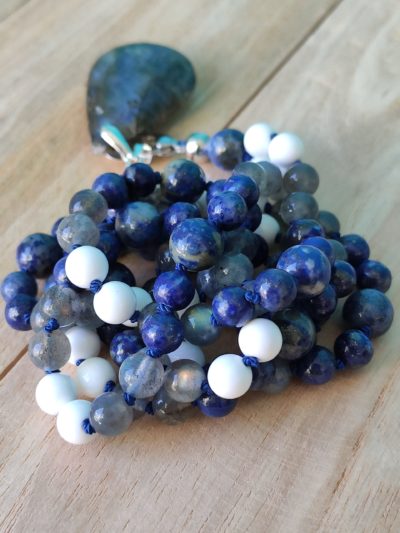 Fontenilles, Toulouse, L'Isle jourdain, Gers, Haute Garonne, souffle zen, bijoux zen, création personnalisée, Bague, Boucle d'oreille, Bracelet, Talisman, Collier, Suspension énergétique, Pendentif, Pierre fine, Pierre naturelle, Création énergétique, Marseille, Lille, Nantes, Bordeaux, Lyon, Nice, Montpellier, Strasbourg, Paris