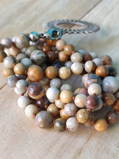 Fontenilles, Toulouse, L'Isle jourdain, Gers, Haute Garonne, souffle zen, bijoux zen, création personnalisée, Bague, Boucle d'oreille, Bracelet, Talisman, Collier, Suspension énergétique, Pendentif, Pierre fine, Pierre naturelle, Création énergétique, Marseille, Lille, Nantes, Bordeaux, Lyon, Nice, Montpellier, Strasbourg, Paris