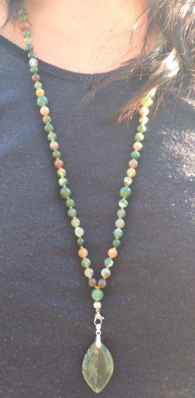 Fontenilles, Toulouse, L'Isle jourdain, Gers, Haute Garonne, souffle zen, bijoux zen, création personnalisée, Bague, Boucle d'oreille, Bracelet, Talisman, Collier, Suspension énergétique, Pendentif, Pierre fine, Pierre naturelle, Création énergétique, Marseille, Lille, Nantes, Bordeaux, Lyon, Nice, Montpellier, Strasbourg, Paris