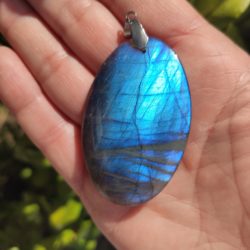 Grande Labradorite Ovale 1