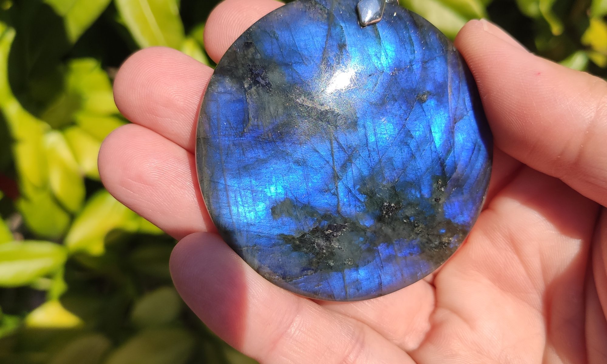 Grande Labradorite Ronde 2