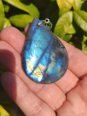 Grande Labradorite Marquise 1