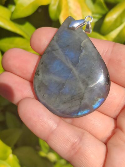 Fontenilles, Toulouse, L'Isle jourdain, Gers, Haute Garonne, souffle zen, bijoux zen, création personnalisée, Bague, Boucle d'oreille, Bracelet, Talisman, Collier, Suspension énergétique, Pendentif, Pierre fine, Pierre naturelle, Création énergétique, Marseille, Lille, Nantes, Bordeaux, Lyon, Nice, Montpellier, Strasbourg, Paris