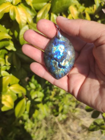 Grande Labradorite Marquise 2