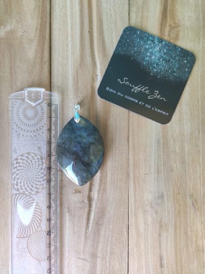 Fontenilles, Toulouse, L'Isle jourdain, Gers, Haute Garonne, souffle zen, bijoux zen, création personnalisée, Bague, Boucle d'oreille, Bracelet, Talisman, Collier, Suspension énergétique, Pendentif, Pierre fine, Pierre naturelle, Création énergétique, Marseille, Lille, Nantes, Bordeaux, Lyon, Nice, Montpellier, Strasbourg, Paris