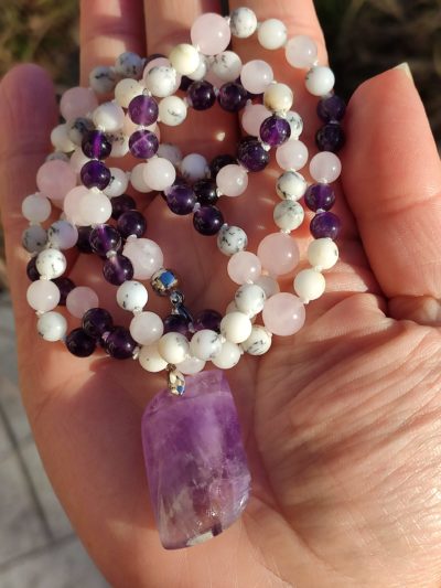 Fontenilles, Toulouse, L'Isle jourdain, Gers, Haute Garonne, souffle zen, bijoux zen, création personnalisée, Bague, Boucle d'oreille, Bracelet, Talisman, Collier, Suspension énergétique, Pendentif, Pierre fine, Pierre naturelle, Création énergétique, Marseille, Lille, Nantes, Bordeaux, Lyon, Nice, Montpellier, Strasbourg, Paris