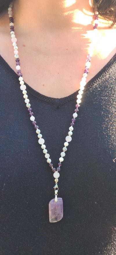 Fontenilles, Toulouse, L'Isle jourdain, Gers, Haute Garonne, souffle zen, bijoux zen, création personnalisée, Bague, Boucle d'oreille, Bracelet, Talisman, Collier, Suspension énergétique, Pendentif, Pierre fine, Pierre naturelle, Création énergétique, Marseille, Lille, Nantes, Bordeaux, Lyon, Nice, Montpellier, Strasbourg, Paris