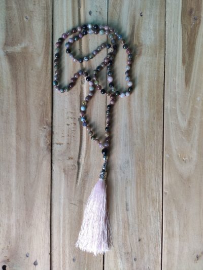 Fontenilles, Toulouse, L'Isle jourdain, Gers, Haute Garonne, souffle zen, bijoux zen, création personnalisée, Bague, Boucle d'oreille, Bracelet, Talisman, Collier, Suspension énergétique, Pendentif, Pierre fine, Pierre naturelle, Création énergétique, Marseille, Lille, Nantes, Bordeaux, Lyon, Nice, Montpellier, Strasbourg, Paris