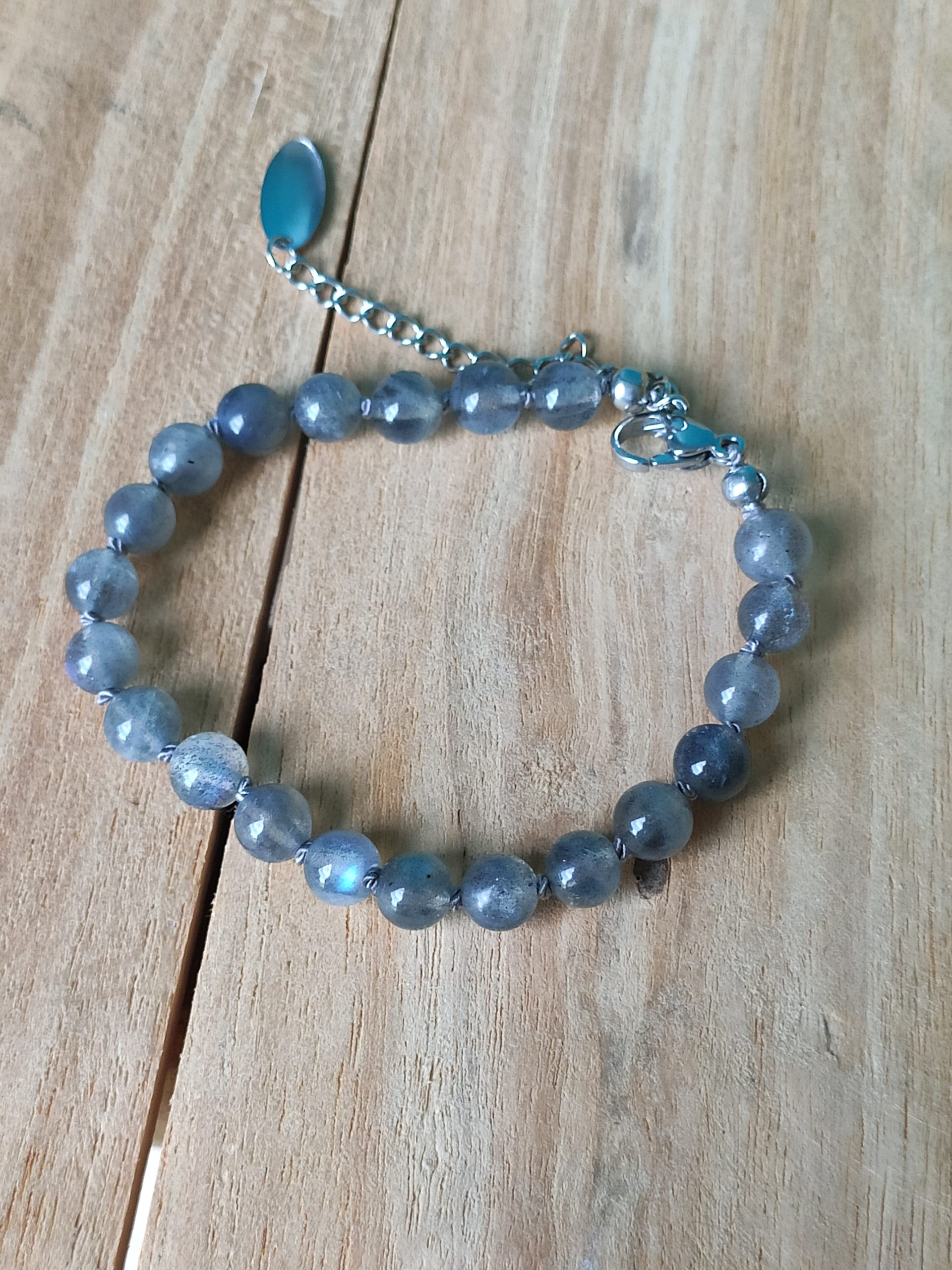 Fontenilles, Toulouse, L'Isle jourdain, Gers, Haute Garonne, souffle zen, bijoux zen, création personnalisée, Bague, Boucle d'oreille, Bracelet, Talisman, Collier, Suspension énergétique, Pendentif, Pierre fine, Pierre naturelle, Création énergétique, Marseille, Lille, Nantes, Bordeaux, Lyon, Nice, Montpellier, Strasbourg, Paris