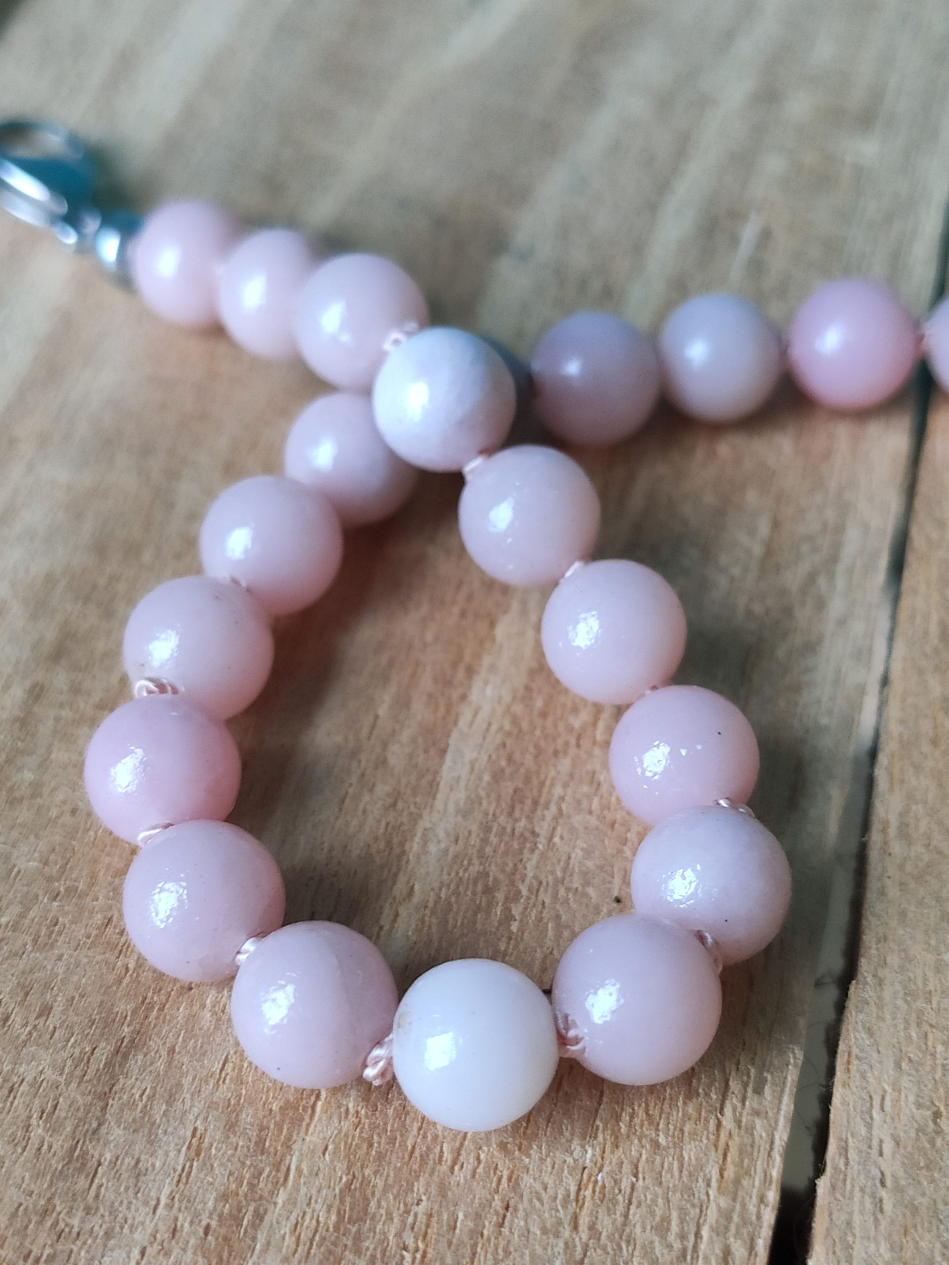 Fontenilles, Toulouse, L'Isle jourdain, Gers, Haute Garonne, souffle zen, bijoux zen, création personnalisée, Bague, Boucle d'oreille, Bracelet, Talisman, Collier, Suspension énergétique, Pendentif, Pierre fine, Pierre naturelle, Création énergétique, Marseille, Lille, Nantes, Bordeaux, Lyon, Nice, Montpellier, Strasbourg, Paris