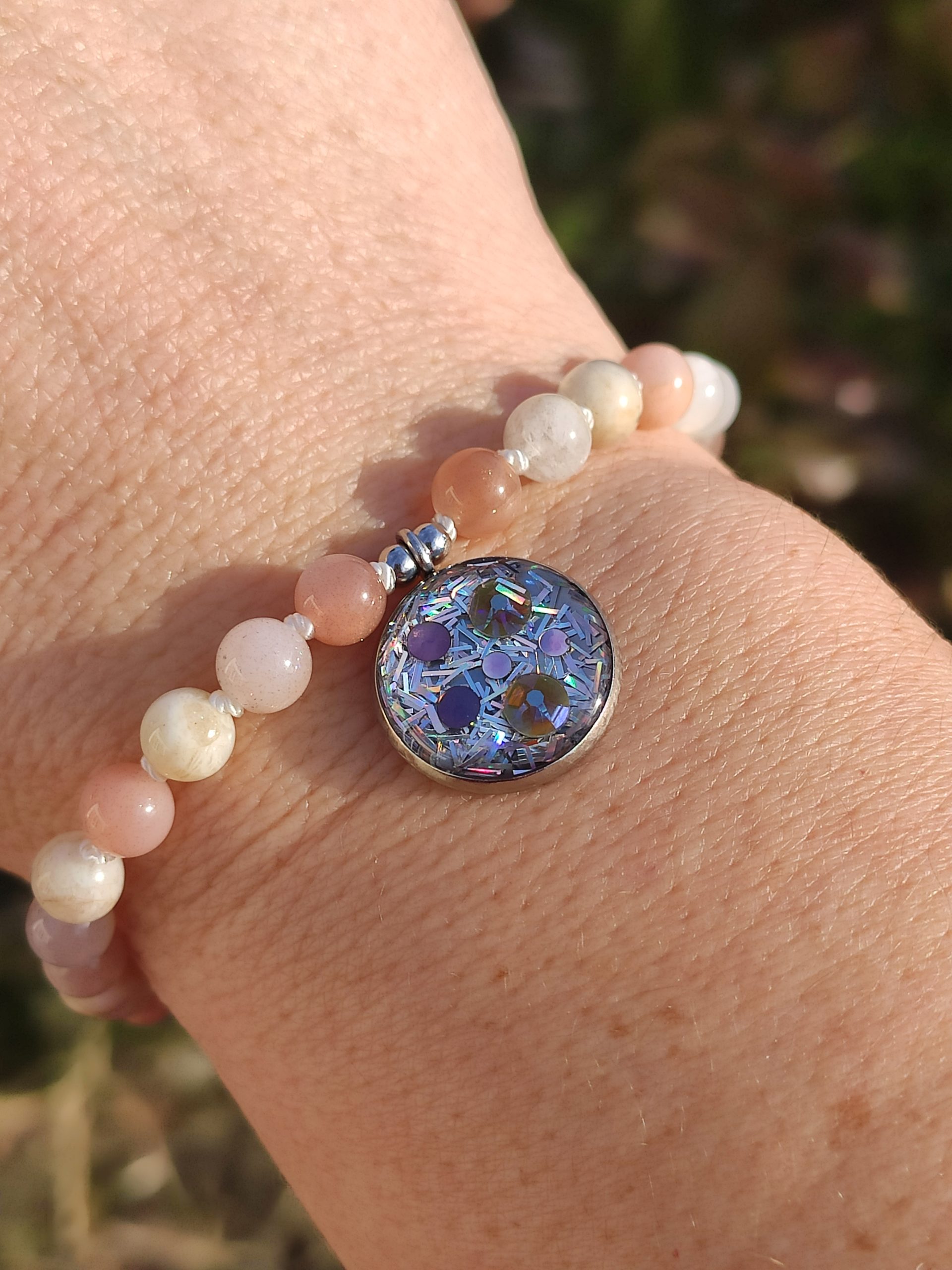 Fontenilles, Toulouse, L'Isle jourdain, Gers, Haute Garonne, souffle zen, bijoux zen, création personnalisée, Bague, Boucle d'oreille, Bracelet, Talisman, Collier, Suspension énergétique, Pendentif, Pierre fine, Pierre naturelle, Création énergétique, Marseille, Lille, Nantes, Bordeaux, Lyon, Nice, Montpellier, Strasbourg, Paris