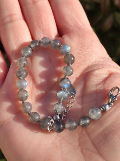 Fontenilles, Toulouse, L'Isle jourdain, Gers, Haute Garonne, souffle zen, bijoux zen, création personnalisée, Bague, Boucle d'oreille, Bracelet, Talisman, Collier, Suspension énergétique, Pendentif, Pierre fine, Pierre naturelle, Création énergétique, Marseille, Lille, Nantes, Bordeaux, Lyon, Nice, Montpellier, Strasbourg, Paris