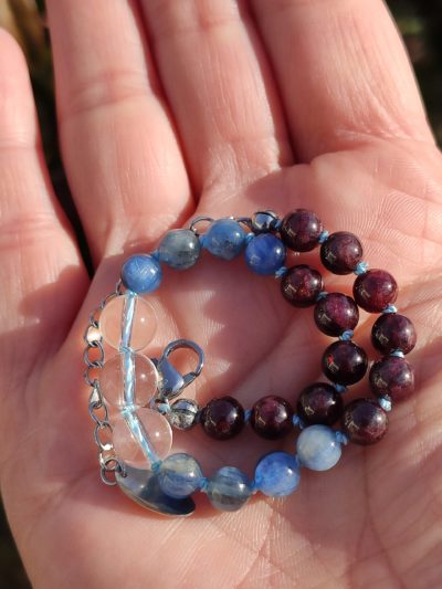 Fontenilles, Toulouse, L'Isle jourdain, Gers, Haute Garonne, souffle zen, bijoux zen, création personnalisée, Bague, Boucle d'oreille, Bracelet, Talisman, Collier, Suspension énergétique, Pendentif, Pierre fine, Pierre naturelle, Création énergétique, Marseille, Lille, Nantes, Bordeaux, Lyon, Nice, Montpellier, Strasbourg, Paris