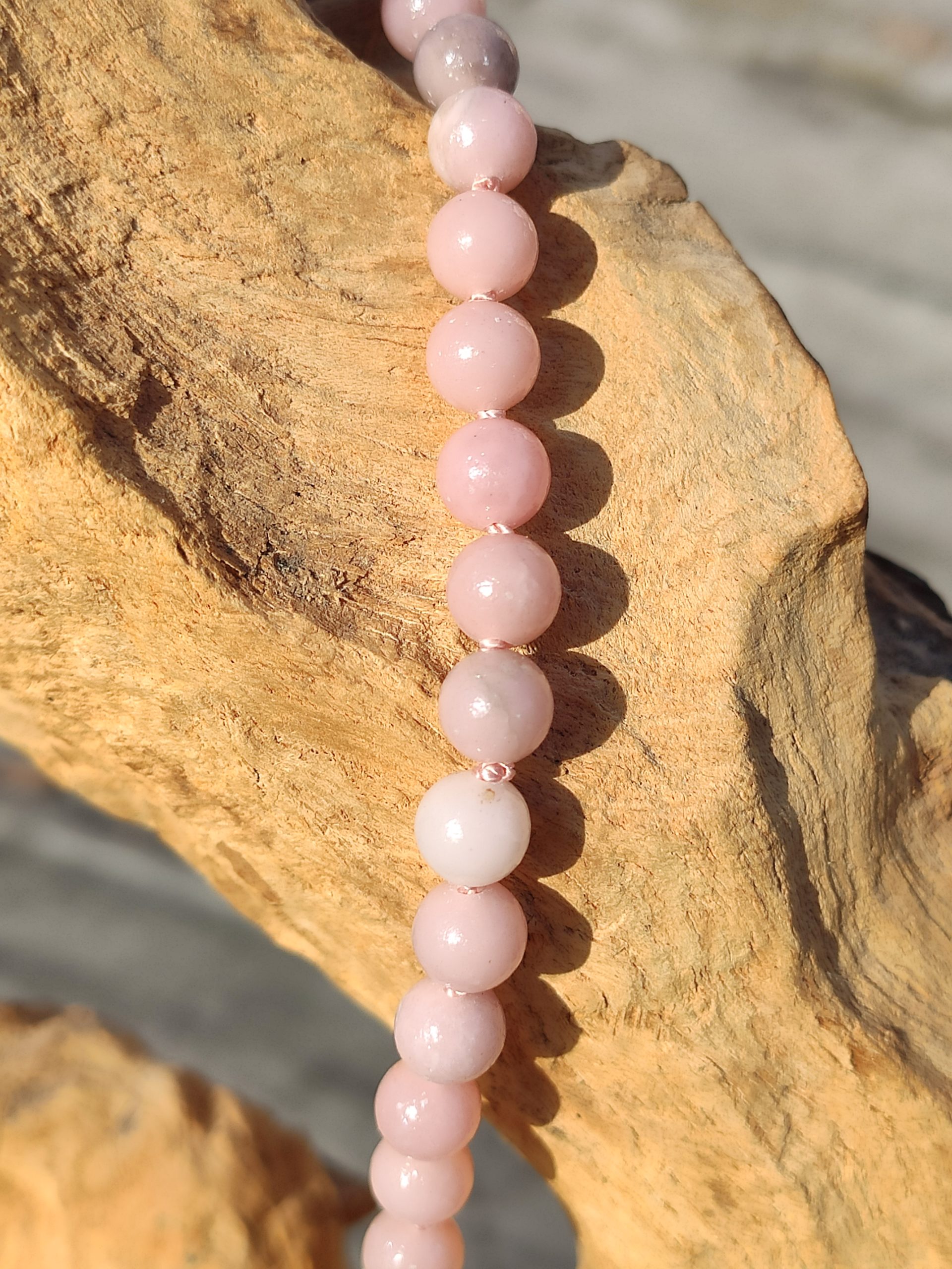 Fontenilles, Toulouse, L'Isle jourdain, Gers, Haute Garonne, souffle zen, bijoux zen, création personnalisée, Bague, Boucle d'oreille, Bracelet, Talisman, Collier, Suspension énergétique, Pendentif, Pierre fine, Pierre naturelle, Création énergétique, Marseille, Lille, Nantes, Bordeaux, Lyon, Nice, Montpellier, Strasbourg, Paris