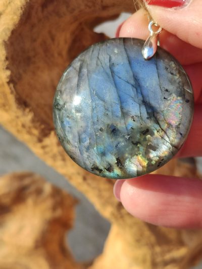 Fontenilles, Toulouse, L'Isle jourdain, Gers, Haute Garonne, souffle zen, bijoux zen, création personnalisée, Bague, Boucle d'oreille, Bracelet, Talisman, Collier, Suspension énergétique, Pendentif, Pierre fine, Pierre naturelle, Création énergétique, Marseille, Lille, Nantes, Bordeaux, Lyon, Nice, Montpellier, Strasbourg, Paris