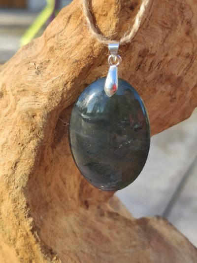 Fontenilles, Toulouse, L'Isle jourdain, Gers, Haute Garonne, souffle zen, bijoux zen, création personnalisée, Bague, Boucle d'oreille, Bracelet, Talisman, Collier, Suspension énergétique, Pendentif, Pierre fine, Pierre naturelle, Création énergétique, Marseille, Lille, Nantes, Bordeaux, Lyon, Nice, Montpellier, Strasbourg, Paris