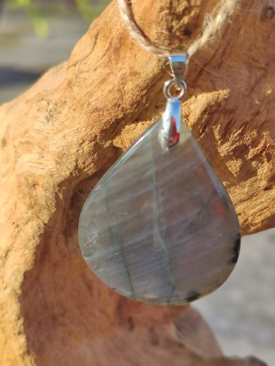 Fontenilles, Toulouse, L'Isle jourdain, Gers, Haute Garonne, souffle zen, bijoux zen, création personnalisée, Bague, Boucle d'oreille, Bracelet, Talisman, Collier, Suspension énergétique, Pendentif, Pierre fine, Pierre naturelle, Création énergétique, Marseille, Lille, Nantes, Bordeaux, Lyon, Nice, Montpellier, Strasbourg, Paris