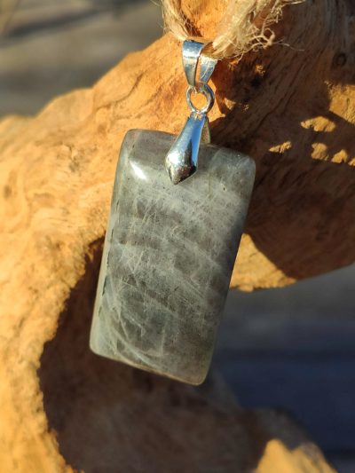 Fontenilles, Toulouse, L'Isle jourdain, Gers, Haute Garonne, souffle zen, bijoux zen, création personnalisée, Bague, Boucle d'oreille, Bracelet, Talisman, Collier, Suspension énergétique, Pendentif, Pierre fine, Pierre naturelle, Création énergétique, Marseille, Lille, Nantes, Bordeaux, Lyon, Nice, Montpellier, Strasbourg, Paris