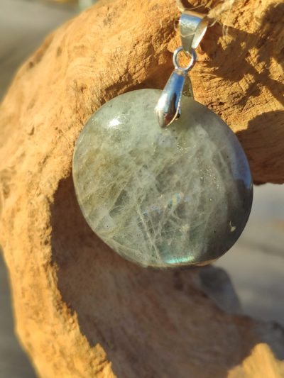 Fontenilles, Toulouse, L'Isle jourdain, Gers, Haute Garonne, souffle zen, bijoux zen, création personnalisée, Bague, Boucle d'oreille, Bracelet, Talisman, Collier, Suspension énergétique, Pendentif, Pierre fine, Pierre naturelle, Création énergétique, Marseille, Lille, Nantes, Bordeaux, Lyon, Nice, Montpellier, Strasbourg, Paris