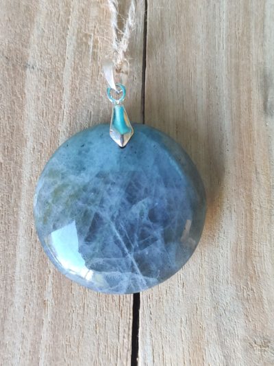 Fontenilles, Toulouse, L'Isle jourdain, Gers, Haute Garonne, souffle zen, bijoux zen, création personnalisée, Bague, Boucle d'oreille, Bracelet, Talisman, Collier, Suspension énergétique, Pendentif, Pierre fine, Pierre naturelle, Création énergétique, Marseille, Lille, Nantes, Bordeaux, Lyon, Nice, Montpellier, Strasbourg, Paris