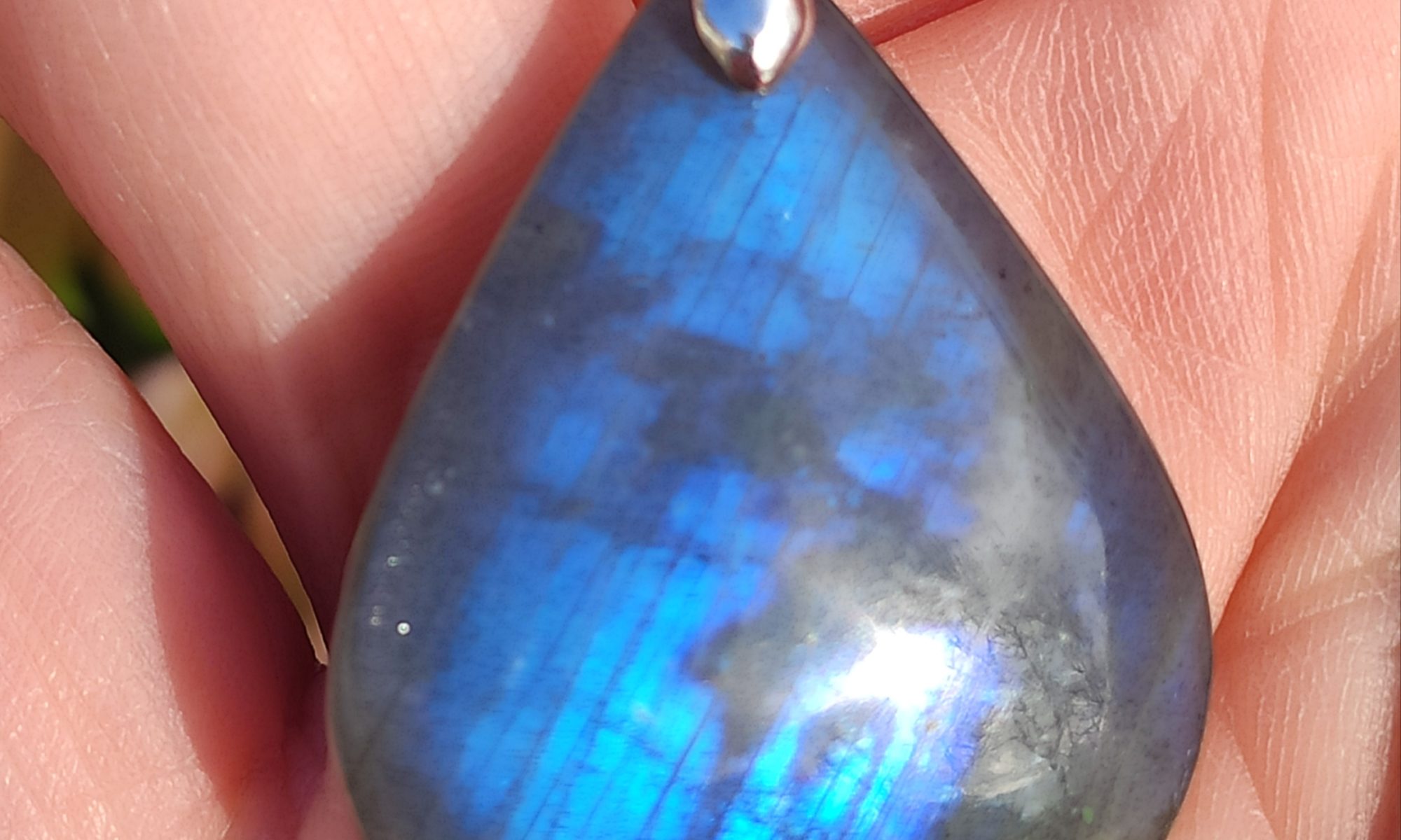 Labradorite goutte 4