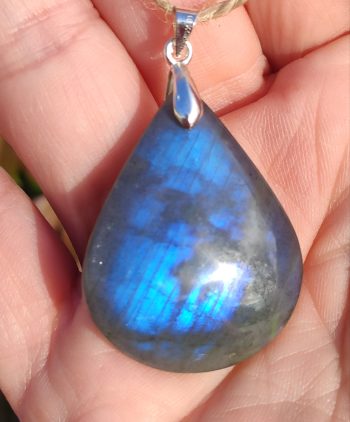 Labradorite goutte 4