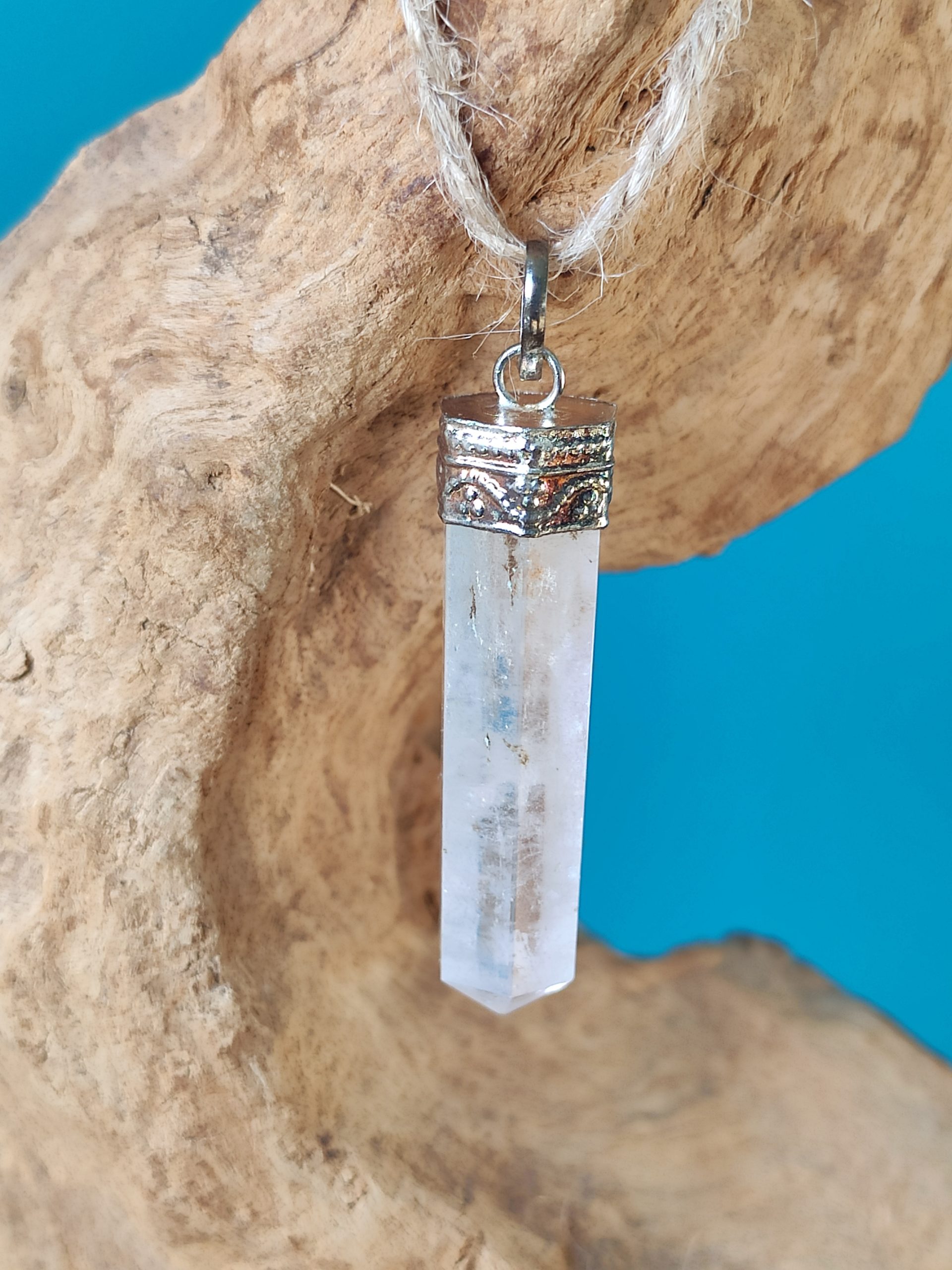 Fontenilles, Toulouse, L'Isle jourdain, Gers, Haute Garonne, souffle zen, bijoux zen, création personnalisée, Bague, Boucle d'oreille, Bracelet, Talisman, Collier, Suspension énergétique, Pendentif, Pierre fine, Pierre naturelle, Création énergétique, Marseille, Lille, Nantes, Bordeaux, Lyon, Nice, Montpellier, Strasbourg, Paris