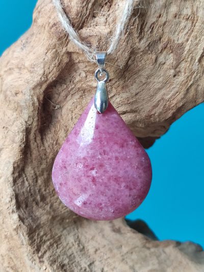 Fontenilles, Toulouse, L'Isle jourdain, Gers, Haute Garonne, souffle zen, bijoux zen, création personnalisée, Bague, Boucle d'oreille, Bracelet, Talisman, Collier, Suspension énergétique, Pendentif, Pierre fine, Pierre naturelle, Création énergétique, Marseille, Lille, Nantes, Bordeaux, Lyon, Nice, Montpellier, Strasbourg, Paris