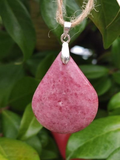 Fontenilles, Toulouse, L'Isle jourdain, Gers, Haute Garonne, souffle zen, bijoux zen, création personnalisée, Bague, Boucle d'oreille, Bracelet, Talisman, Collier, Suspension énergétique, Pendentif, Pierre fine, Pierre naturelle, Création énergétique, Marseille, Lille, Nantes, Bordeaux, Lyon, Nice, Montpellier, Strasbourg, Paris