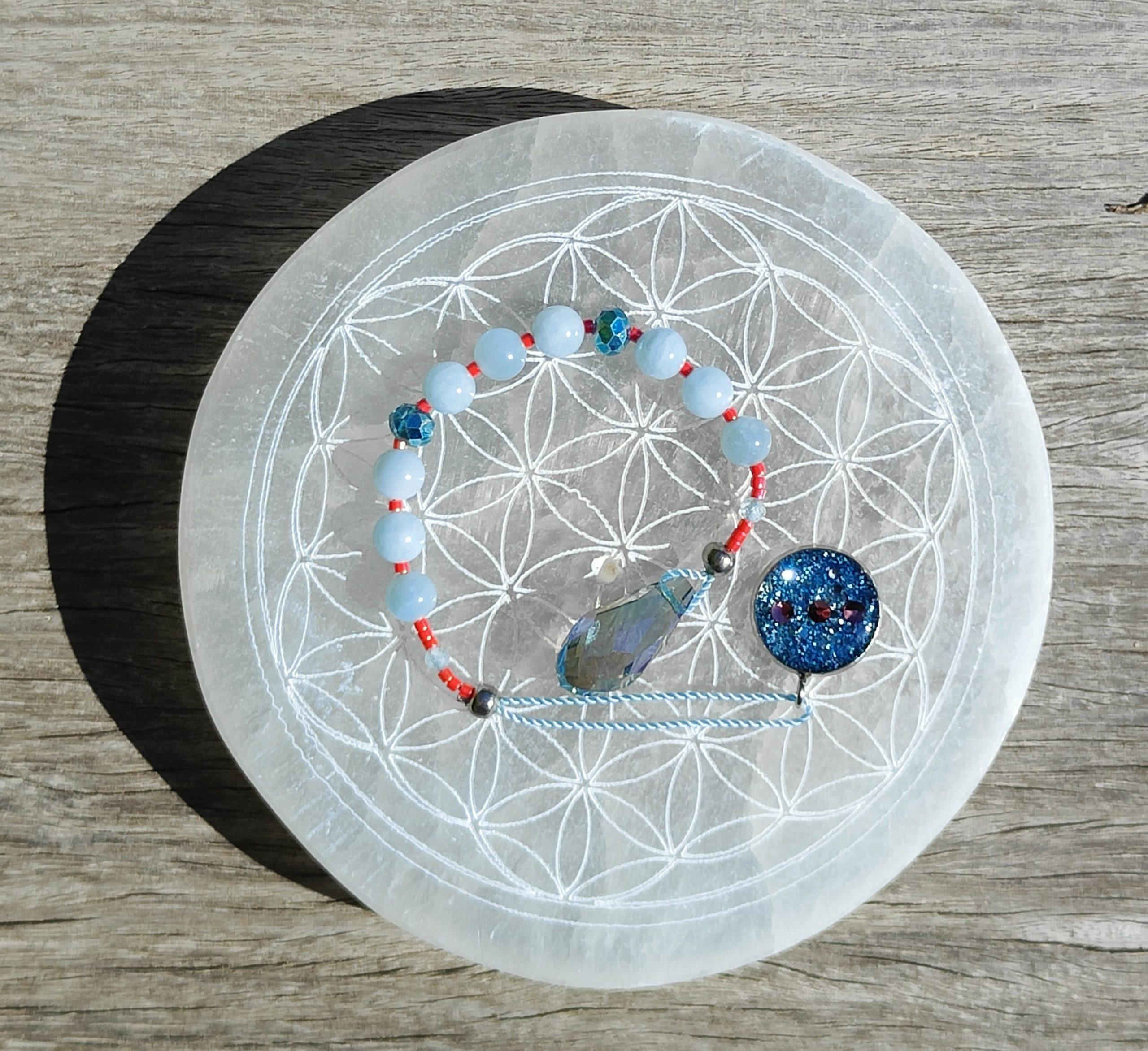 Fontenilles, Toulouse, L'Isle jourdain, Gers, Haute Garonne, souffle zen, bijoux zen, création personnalisée, Bague, Boucle d'oreille, Bracelet, Talisman, Collier, Suspension énergétique, Pendentif, Pierre fine, Pierre naturelle, Création énergétique, Marseille, Lille, Nantes, Bordeaux, Lyon, Nice, Montpellier, Strasbourg, Paris