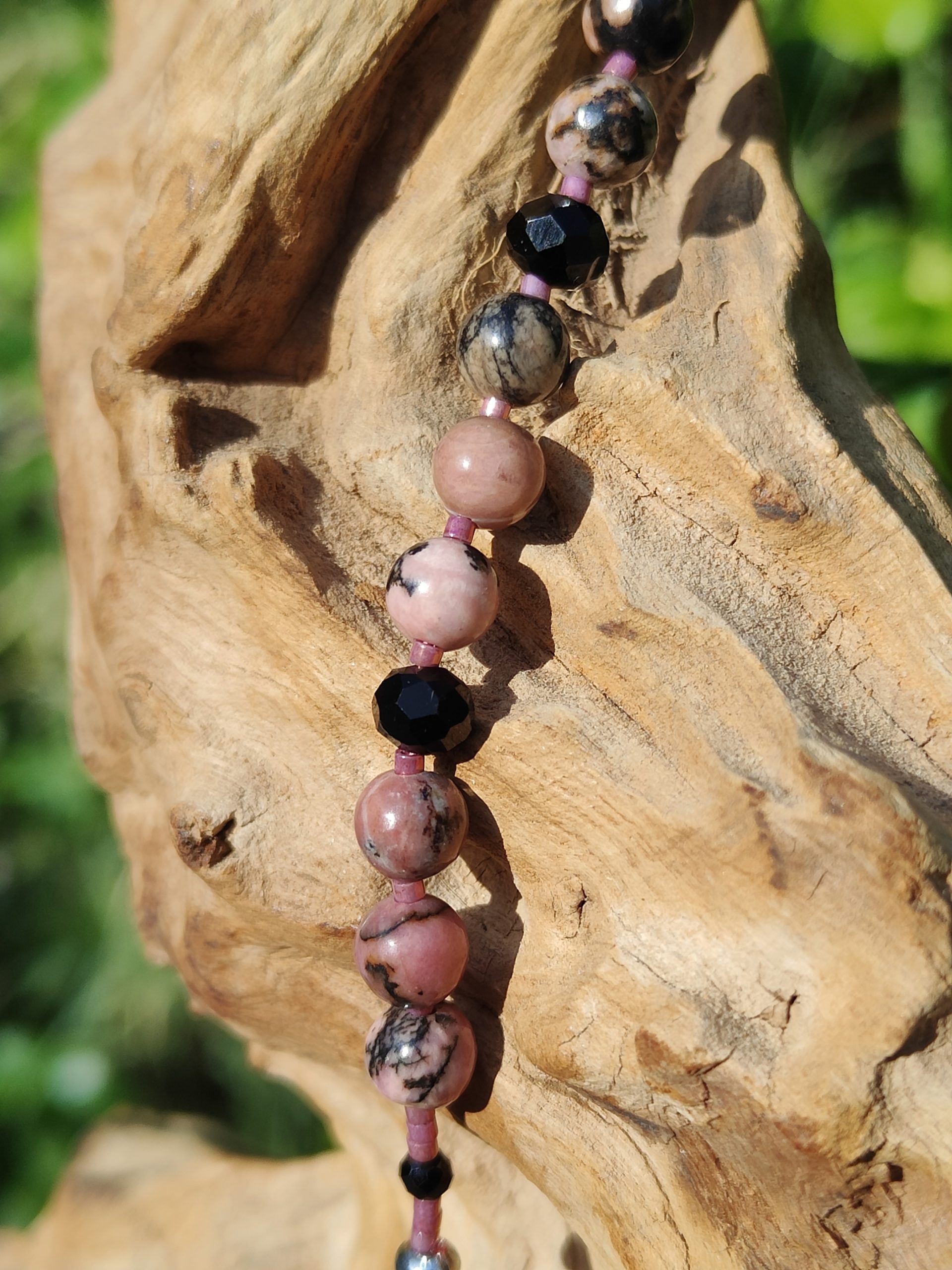 Fontenilles, Toulouse, L'Isle jourdain, Gers, Haute Garonne, souffle zen, bijoux zen, création personnalisée, Bague, Boucle d'oreille, Bracelet, Talisman, Collier, Suspension énergétique, Pendentif, Pierre fine, Pierre naturelle, Création énergétique, Marseille, Lille, Nantes, Bordeaux, Lyon, Nice, Montpellier, Strasbourg, Paris