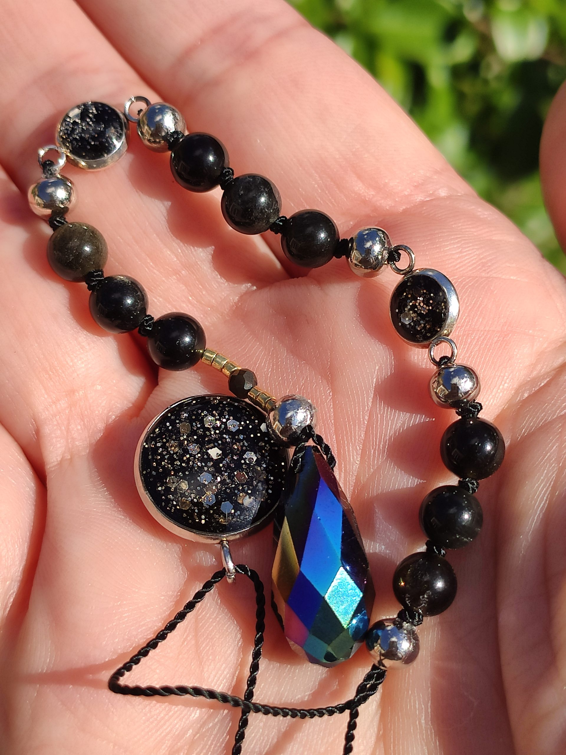 Fontenilles, Toulouse, L'Isle jourdain, Gers, Haute Garonne, souffle zen, bijoux zen, création personnalisée, Bague, Boucle d'oreille, Bracelet, Talisman, Collier, Suspension énergétique, Pendentif, Pierre fine, Pierre naturelle, Création énergétique, Marseille, Lille, Nantes, Bordeaux, Lyon, Nice, Montpellier, Strasbourg, Paris