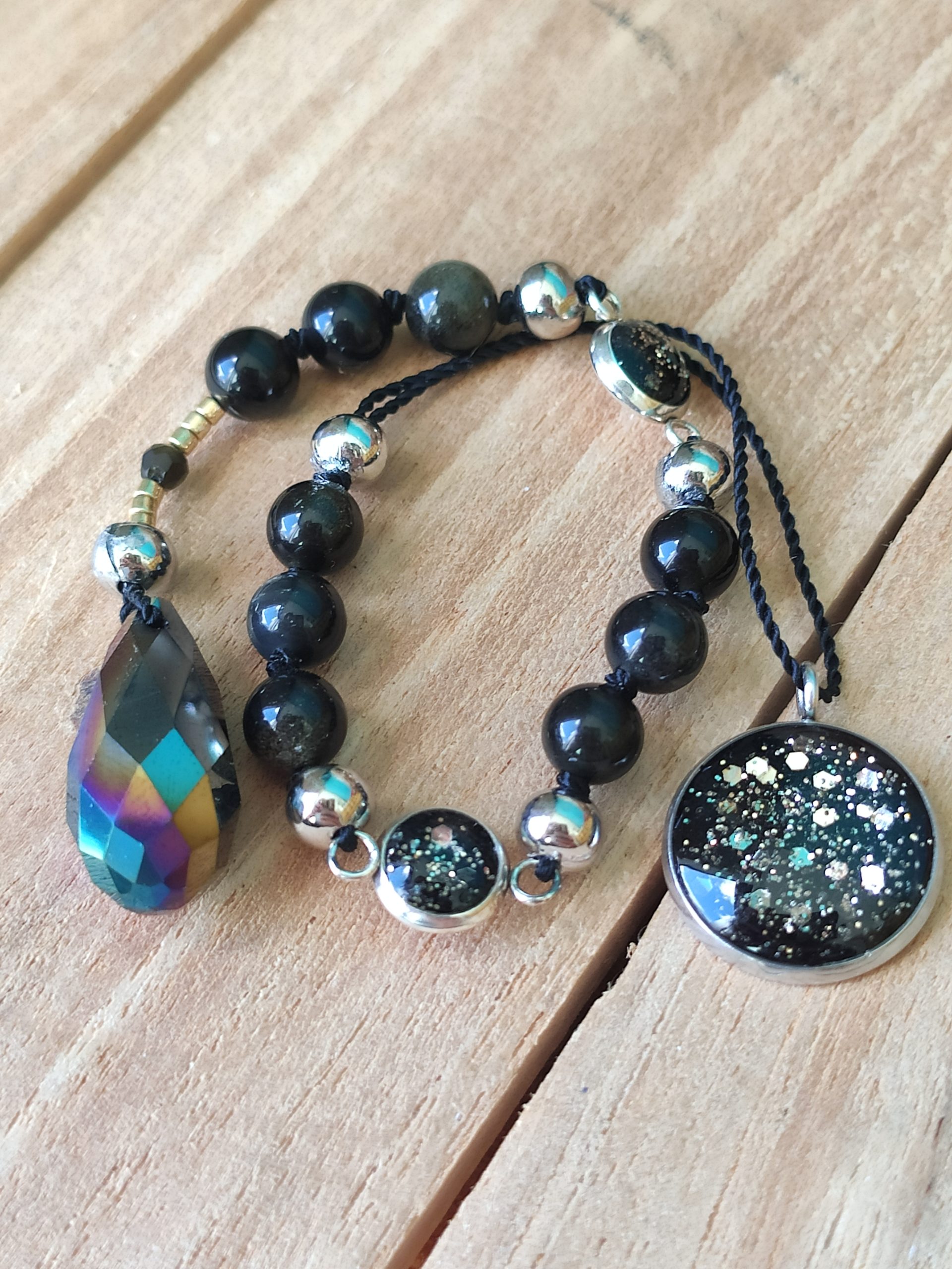 Fontenilles, Toulouse, L'Isle jourdain, Gers, Haute Garonne, souffle zen, bijoux zen, création personnalisée, Bague, Boucle d'oreille, Bracelet, Talisman, Collier, Suspension énergétique, Pendentif, Pierre fine, Pierre naturelle, Création énergétique, Marseille, Lille, Nantes, Bordeaux, Lyon, Nice, Montpellier, Strasbourg, Paris