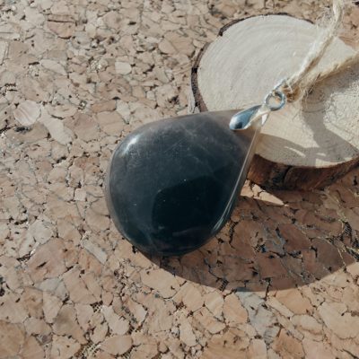 Fontenilles, Toulouse, L'Isle jourdain, Gers, Haute Garonne, souffle zen, bijoux zen, création personnalisée, Bague, Boucle d'oreille, Bracelet, Talisman, Collier, Suspension énergétique, Pendentif, Pierre fine, Pierre naturelle, Création énergétique, Marseille, Lille, Nantes, Bordeaux, Lyon, Nice, Montpellier, Strasbourg, Paris