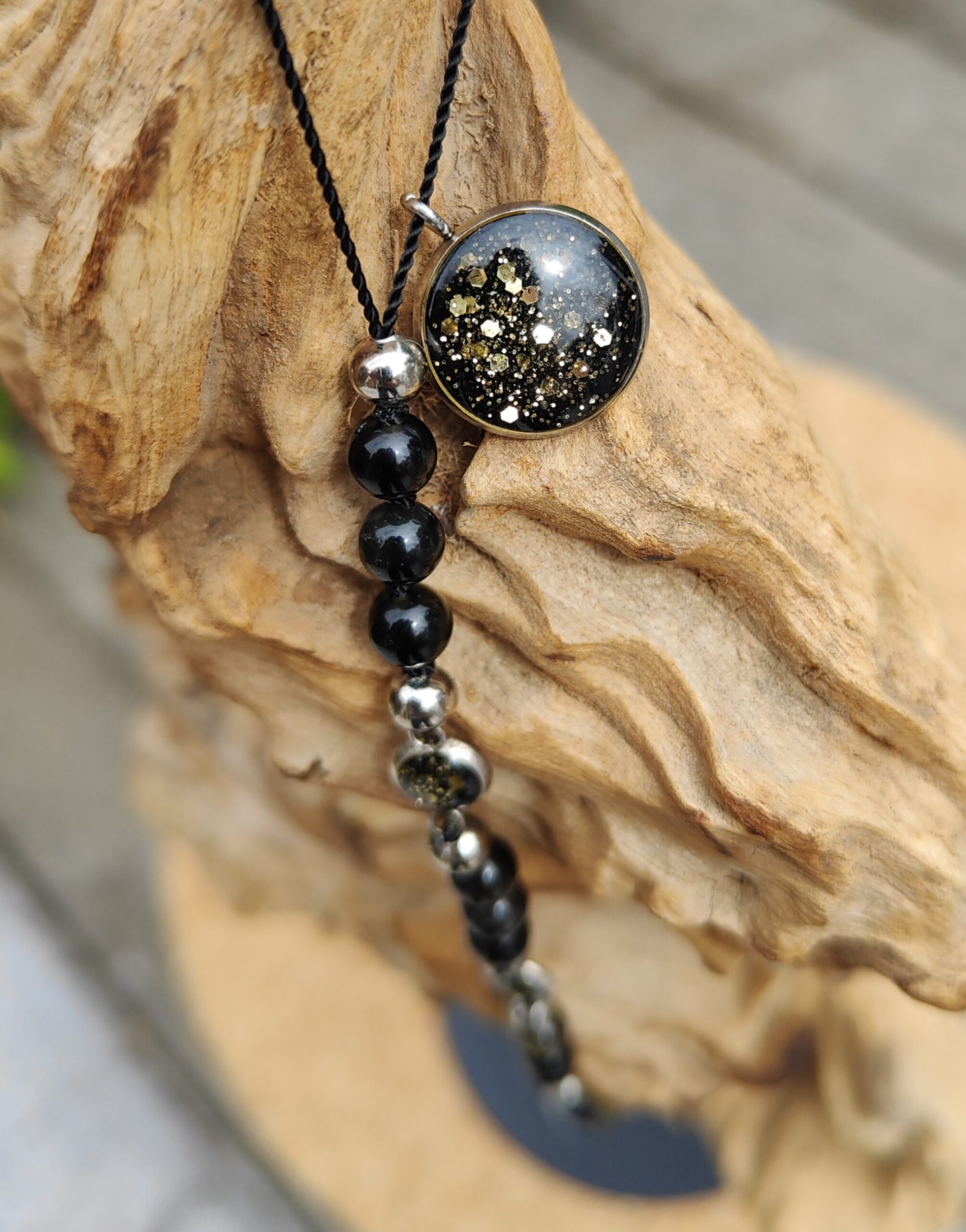 Fontenilles, Toulouse, L'Isle jourdain, Gers, Haute Garonne, souffle zen, bijoux zen, création personnalisée, Bague, Boucle d'oreille, Bracelet, Talisman, Collier, Suspension énergétique, Pendentif, Pierre fine, Pierre naturelle, Création énergétique, Marseille, Lille, Nantes, Bordeaux, Lyon, Nice, Montpellier, Strasbourg, Paris