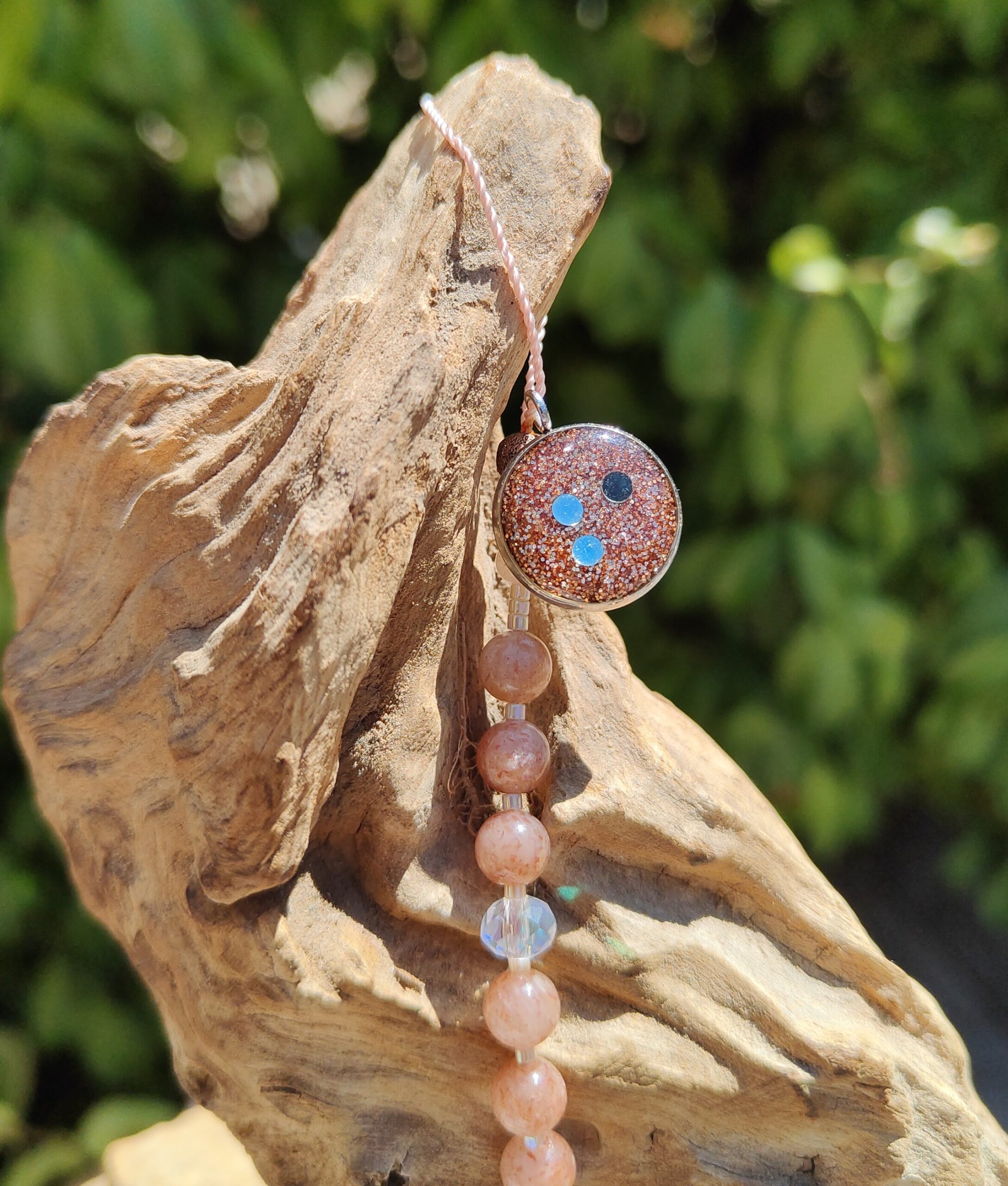 Fontenilles, Toulouse, L'Isle jourdain, Gers, Haute Garonne, souffle zen, bijoux zen, création personnalisée, Bague, Boucle d'oreille, Bracelet, Talisman, Collier, Suspension énergétique, Pendentif, Pierre fine, Pierre naturelle, Création énergétique, Marseille, Lille, Nantes, Bordeaux, Lyon, Nice, Montpellier, Strasbourg, Paris