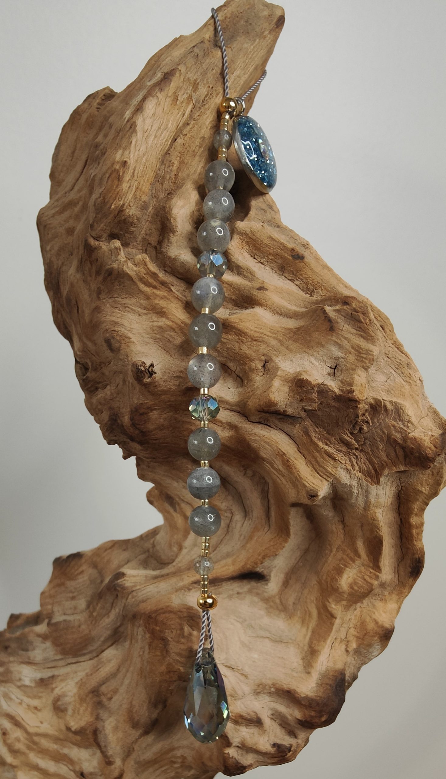 Fontenilles, Toulouse, L'Isle jourdain, Gers, Haute Garonne, souffle zen, bijoux zen, création personnalisée, Bague, Boucle d'oreille, Bracelet, Talisman, Collier, Suspension énergétique, Pendentif, Pierre fine, Pierre naturelle, Création énergétique, Marseille, Lille, Nantes, Bordeaux, Lyon, Nice, Montpellier, Strasbourg, Paris